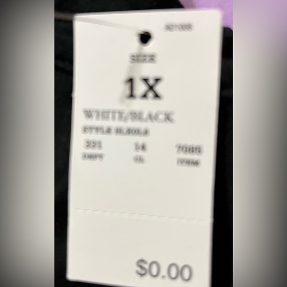 Black and white knit camis from Wild Fable in size 1X. - Picture 5 of 5